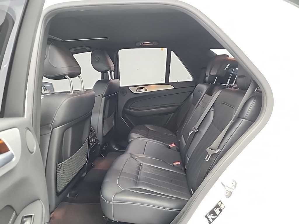 벤츠 GLE 클래스 GLE 클래스 W166 GLE 350 d 4MATIC 이미지 12