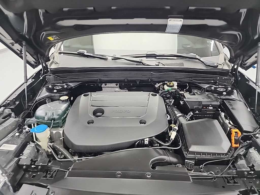볼보 XC40 B4 AWD 인스크립션 이미지 5