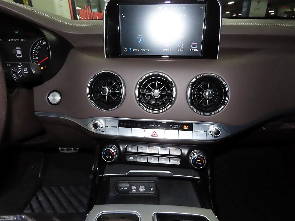 기아 스팅어 가솔린 3.3 터보 2WD GT 이미지 11