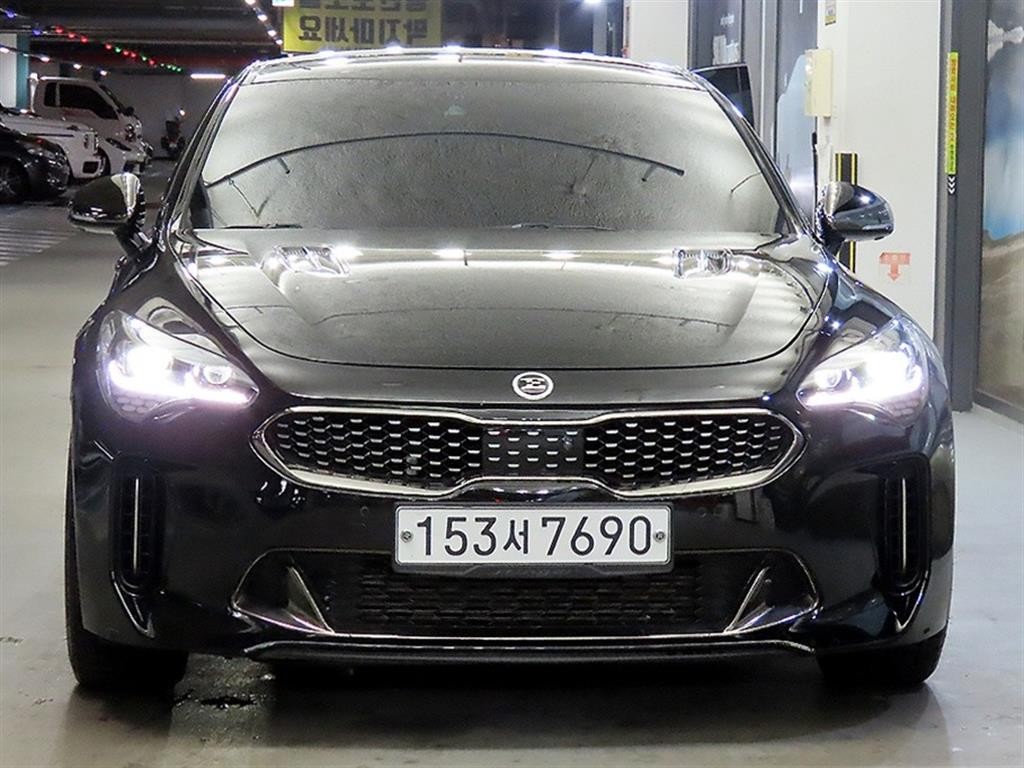 기아 스팅어 가솔린 3.3 터보 2WD GT 이미지 2