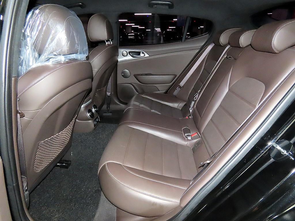 기아 스팅어 가솔린 3.3 터보 2WD GT 이미지 7