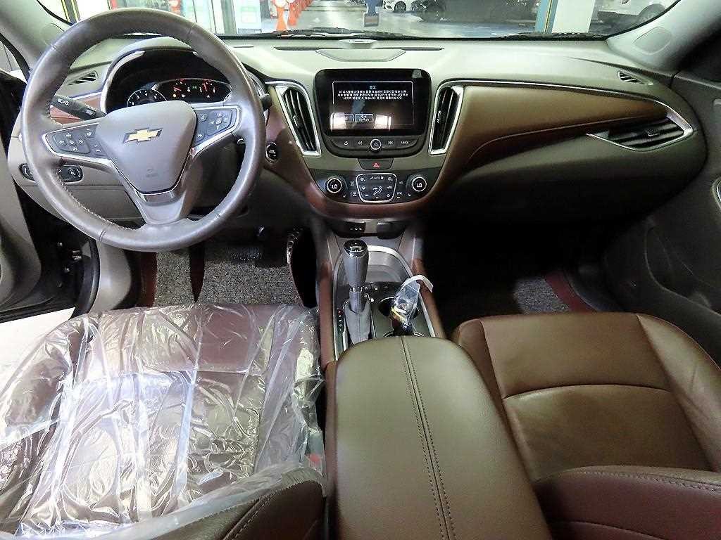 쉐보레 말리부 올뉴말리부 2.0 터보 LT 프리미엄 세이프티 이미지 10