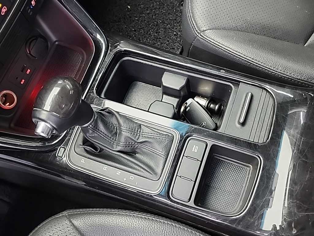 기아 쏘렌토 뉴 쏘렌토 R 2WD 2.0 프레스티지 이미지 8