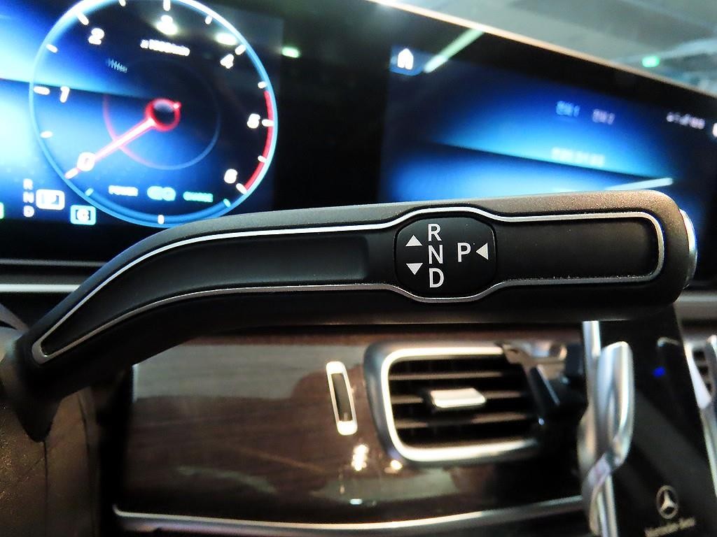 벤츠 GLE 클래스 GLE 클래스 W167 GLE 300d 4MATIC 이미지 12