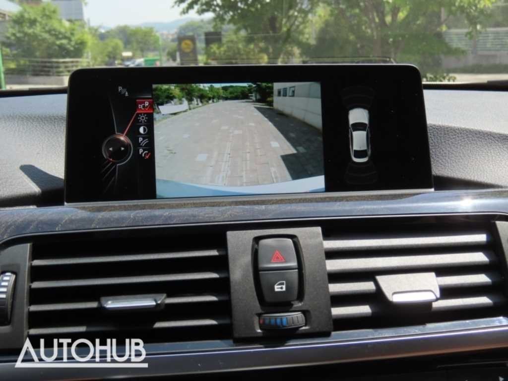 BMW 4시리즈 4시리즈 (F32) 420i 그란쿠페 럭셔리 이미지 10