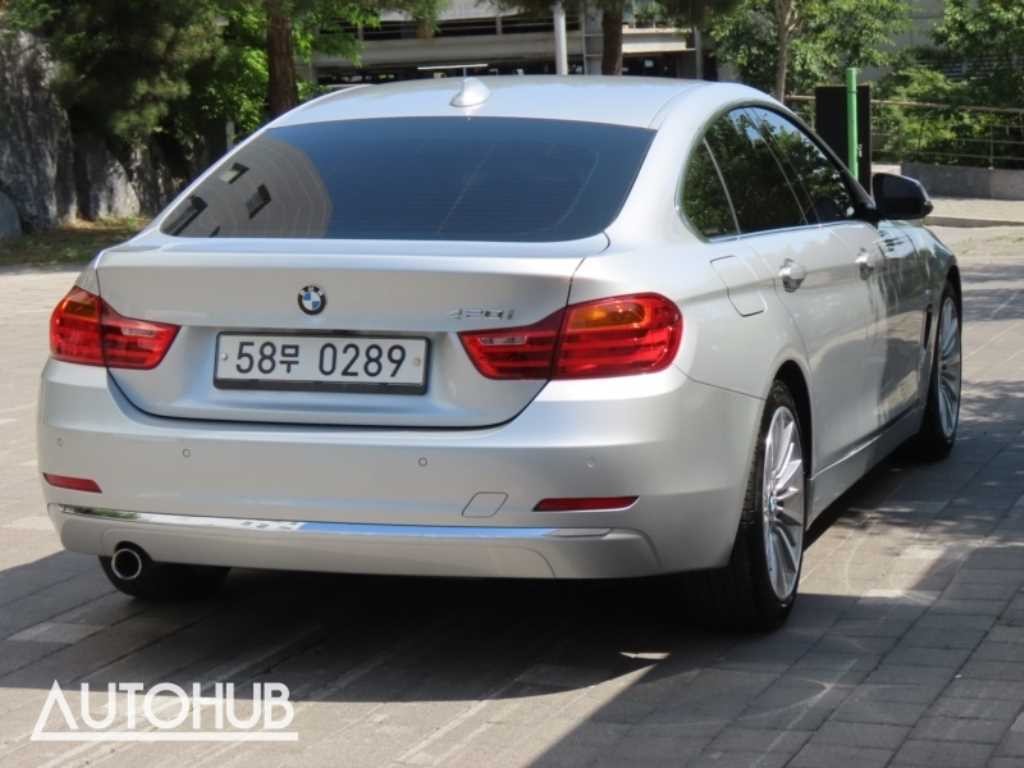 BMW 4시리즈 4시리즈 (F32) 420i 그란쿠페 럭셔리 이미지 3