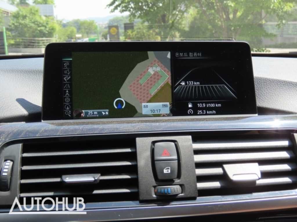 BMW 4시리즈 4시리즈 (F32) 420i 그란쿠페 럭셔리 이미지 9