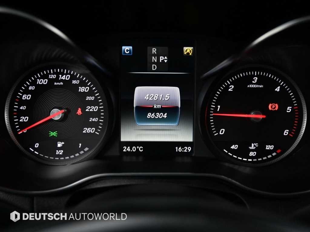 벤츠 C 클래스 C클래스 W205 C220 d 아방가르드 이미지 8
