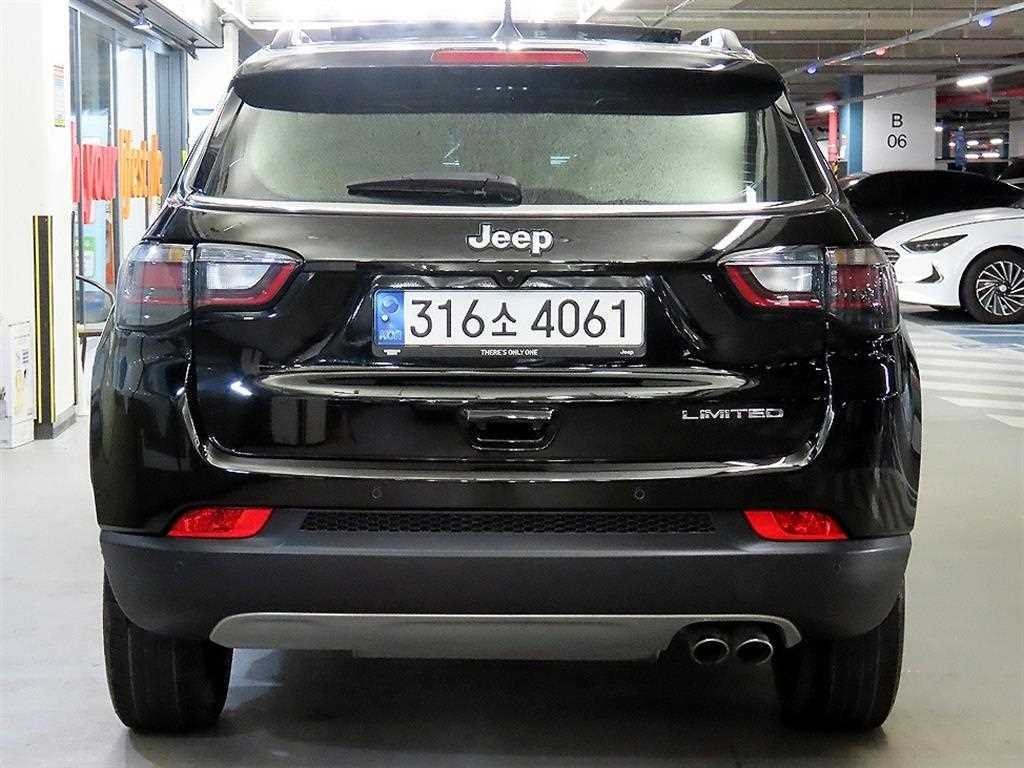 지프 컴패스 컴패스 2세대 2.4 2WD 리미티드 이미지 5