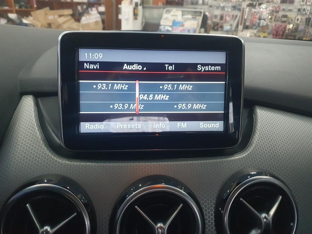 벤츠 B 클래스 (MY B) B클래스 (MY B) B200 CDI 블루이피션시 스포츠팩 이미지 12