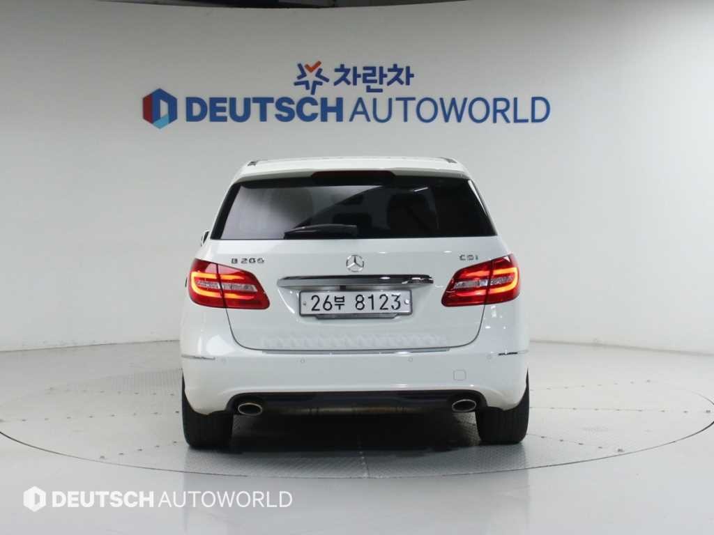 벤츠 B 클래스 (MY B) B클래스 (MY B) B200 CDI 블루이피션시 스포츠팩 이미지 4