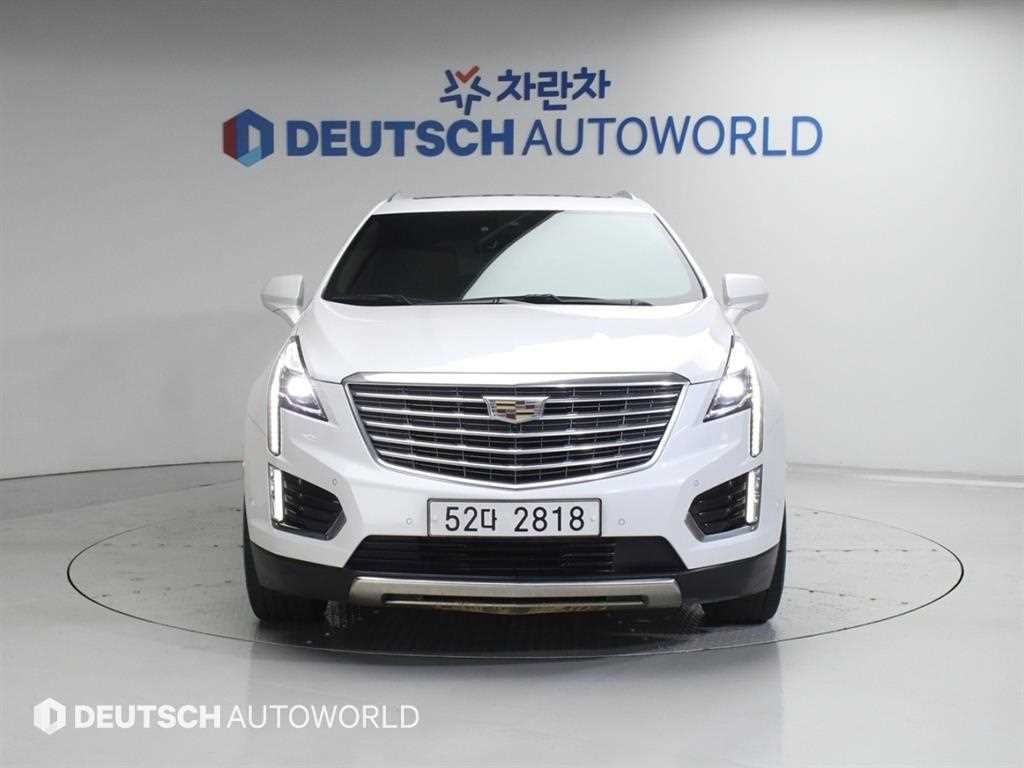 캐딜락 XT5 3.6 플래티넘 AWD 이미지 3