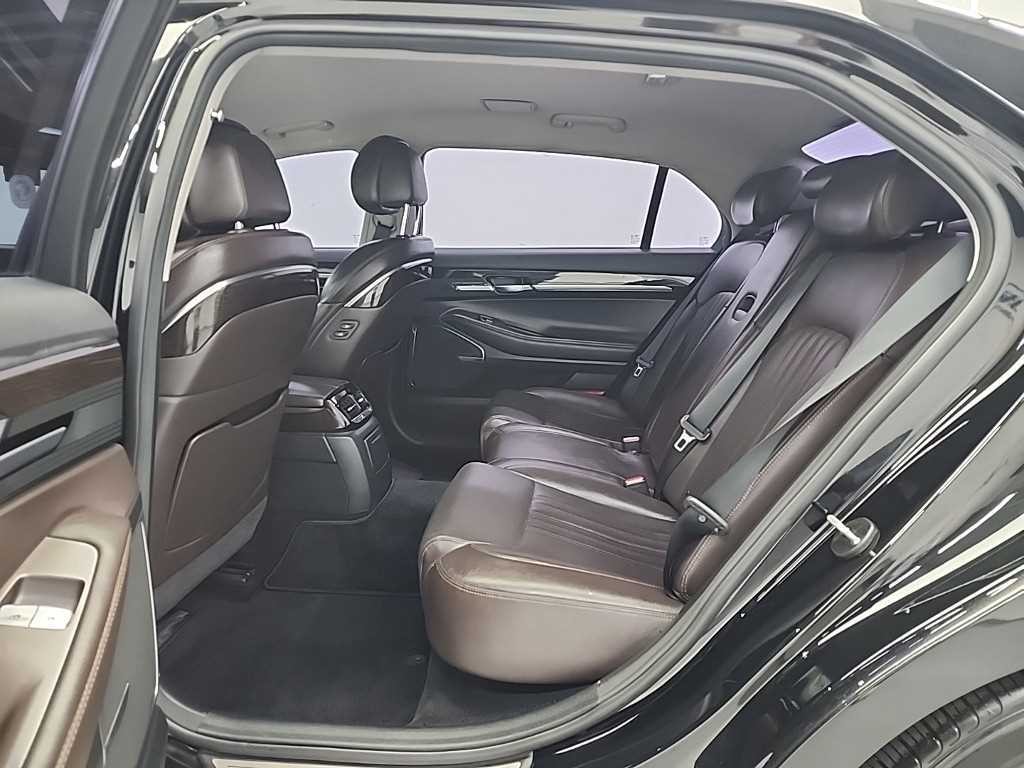 제네시스 EQ900 3.3 T-GDI AWD 프리미엄 럭셔리 이미지 12