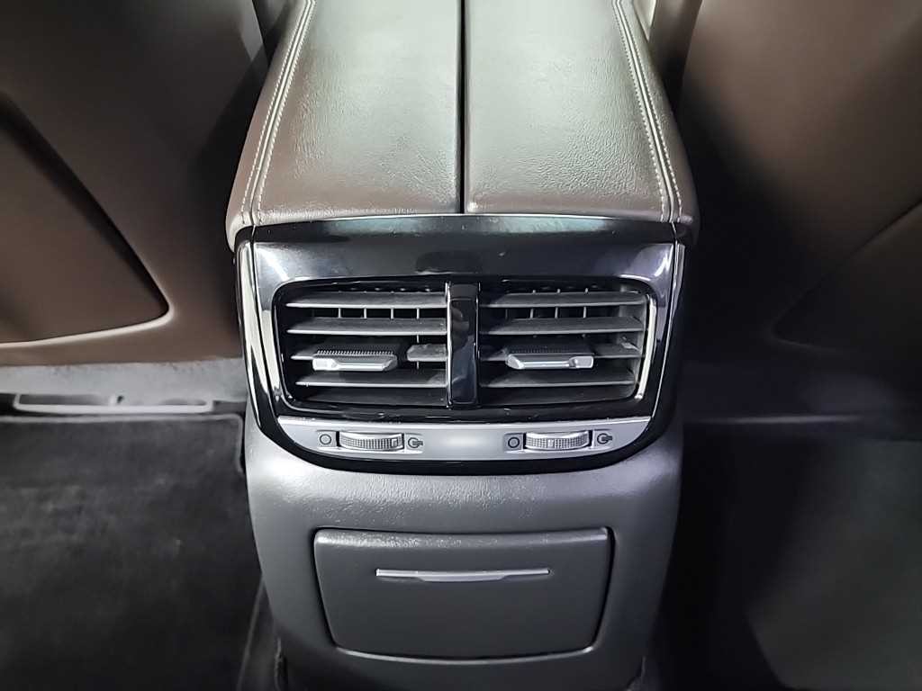 제네시스 EQ900 3.3 T-GDI AWD 프리미엄 럭셔리 이미지 13