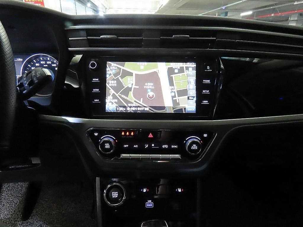 KG모빌리티(쌍용) 코란도 뷰티풀코란도 2WD 가솔린 1.5 C5 플러스 이미지 11