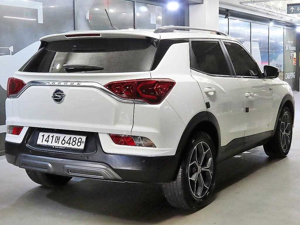 KG모빌리티(쌍용) 코란도 뷰티풀코란도 2WD 가솔린 1.5 C5 플러스 이미지 4