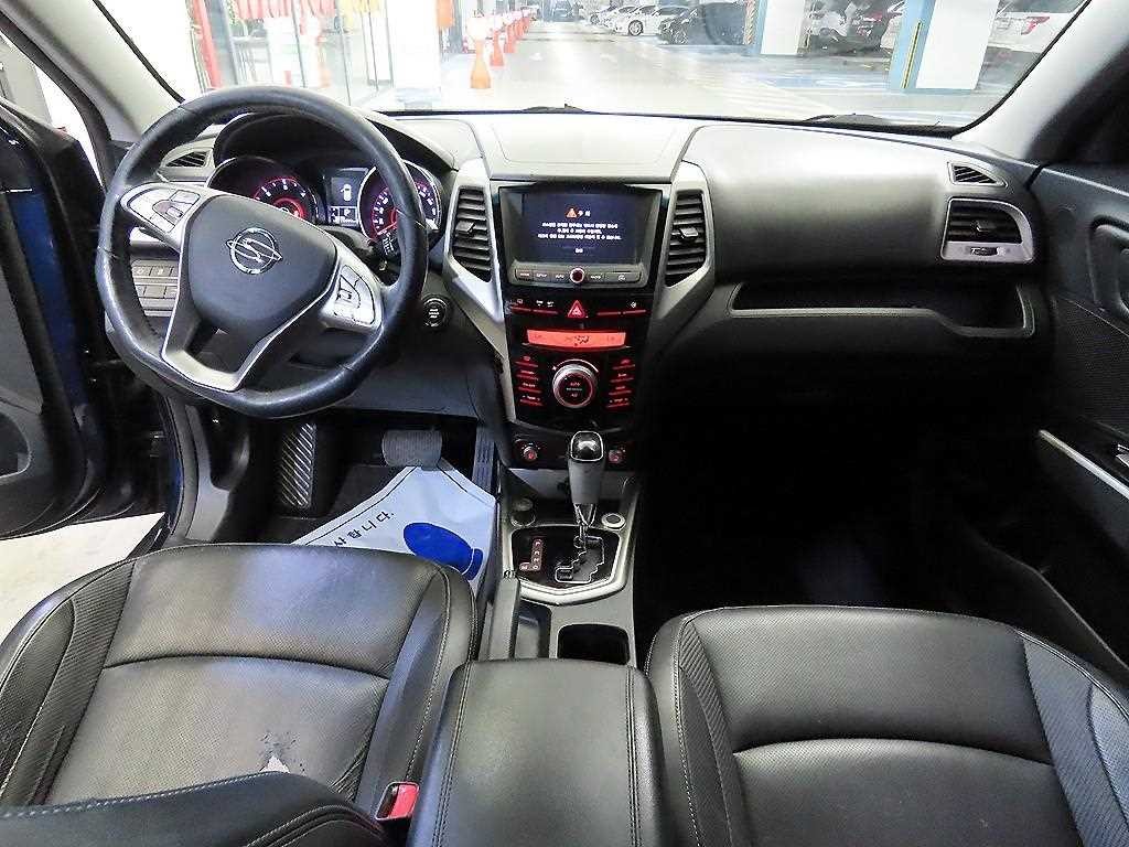 KG모빌리티(쌍용) 티볼리 디젤 2WD 1.6 LX 이미지 10