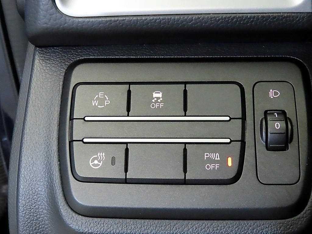 KG모빌리티(쌍용) 티볼리 디젤 2WD 1.6 LX 이미지 14