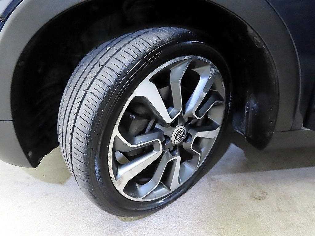 KG모빌리티(쌍용) 티볼리 디젤 2WD 1.6 LX 이미지 19