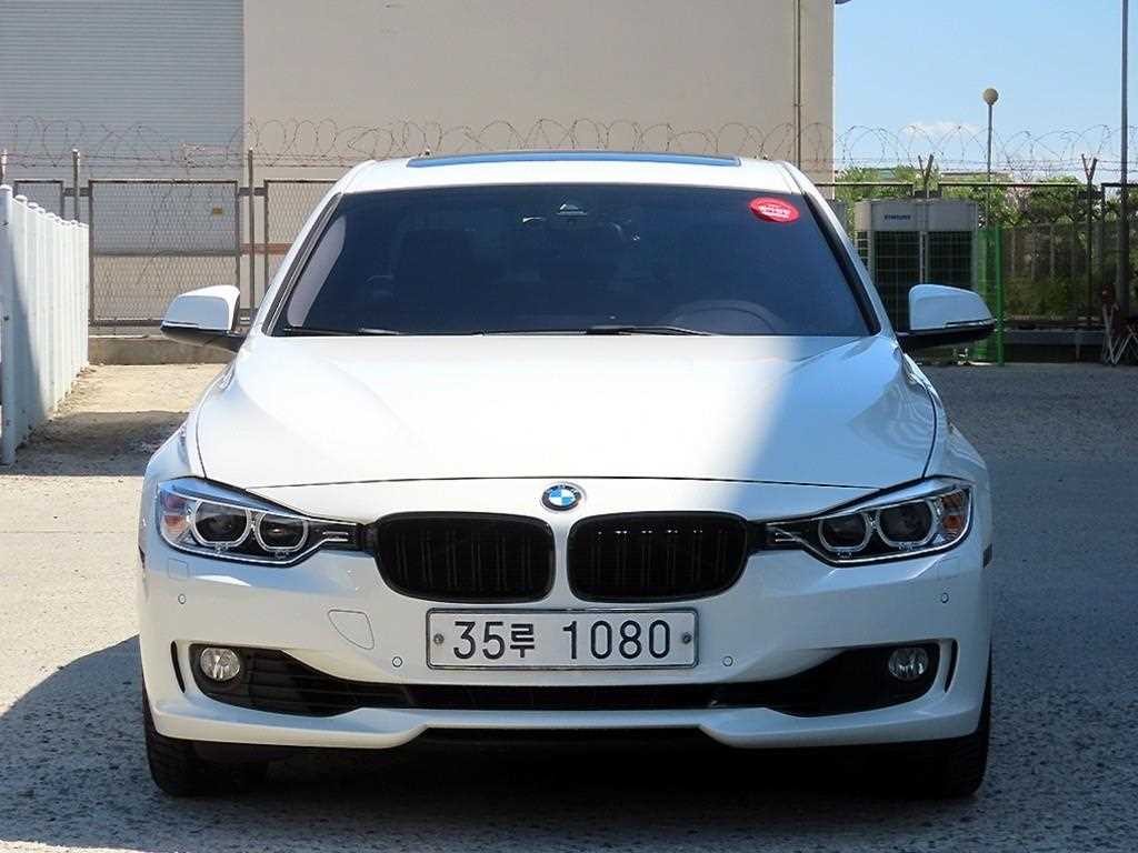 BMW 3시리즈 3시리즈 (F30) 320i 이미지 1