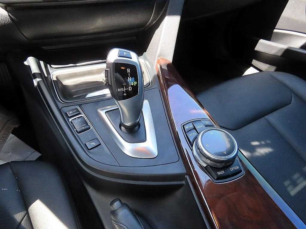 BMW 3시리즈 3시리즈 (F30) 320i 이미지 10