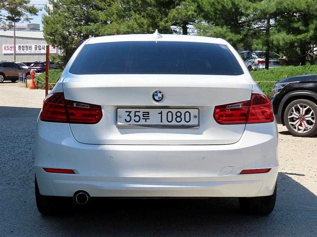 BMW 3시리즈 3시리즈 (F30) 320i 이미지 4