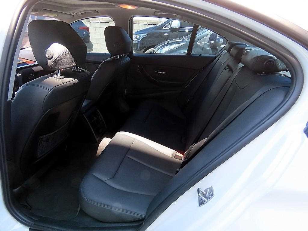 BMW 3시리즈 3시리즈 (F30) 320i 이미지 6