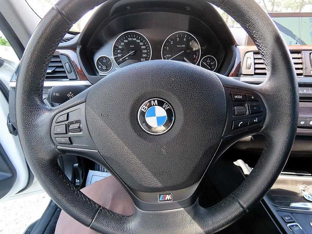 BMW 3시리즈 3시리즈 (F30) 320i 이미지 8