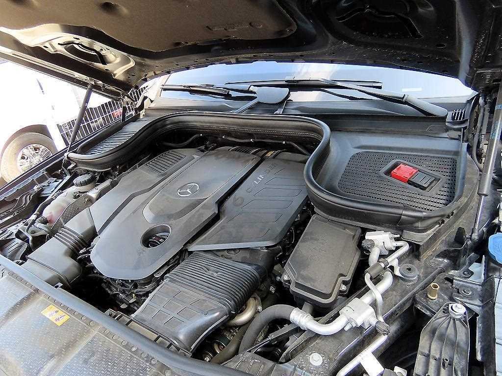 벤츠 GLE 클래스 GLE 클래스 W167 GLE 400d 4MATIC 쿠페 이미지 19