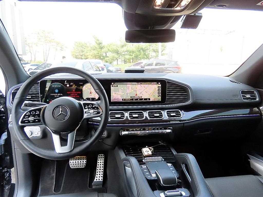 벤츠 GLE 클래스 GLE 클래스 W167 GLE 400d 4MATIC 쿠페 이미지 7