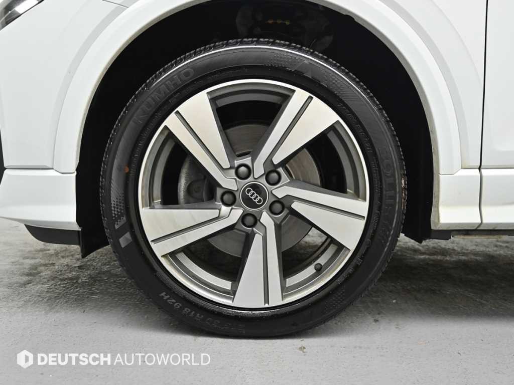 아우디 Q2 35 TDI 프리미엄 이미지 5