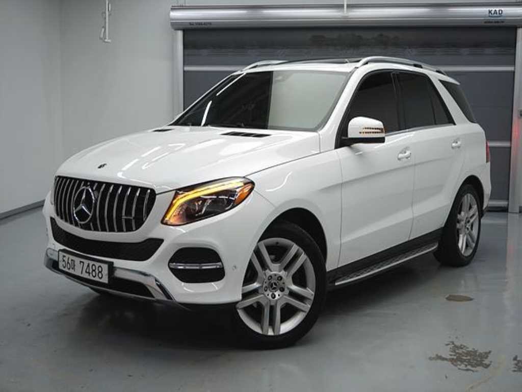 벤츠 GLE 클래스 GLE 클래스 W166 GLE 350 d 4MATIC 이미지 20