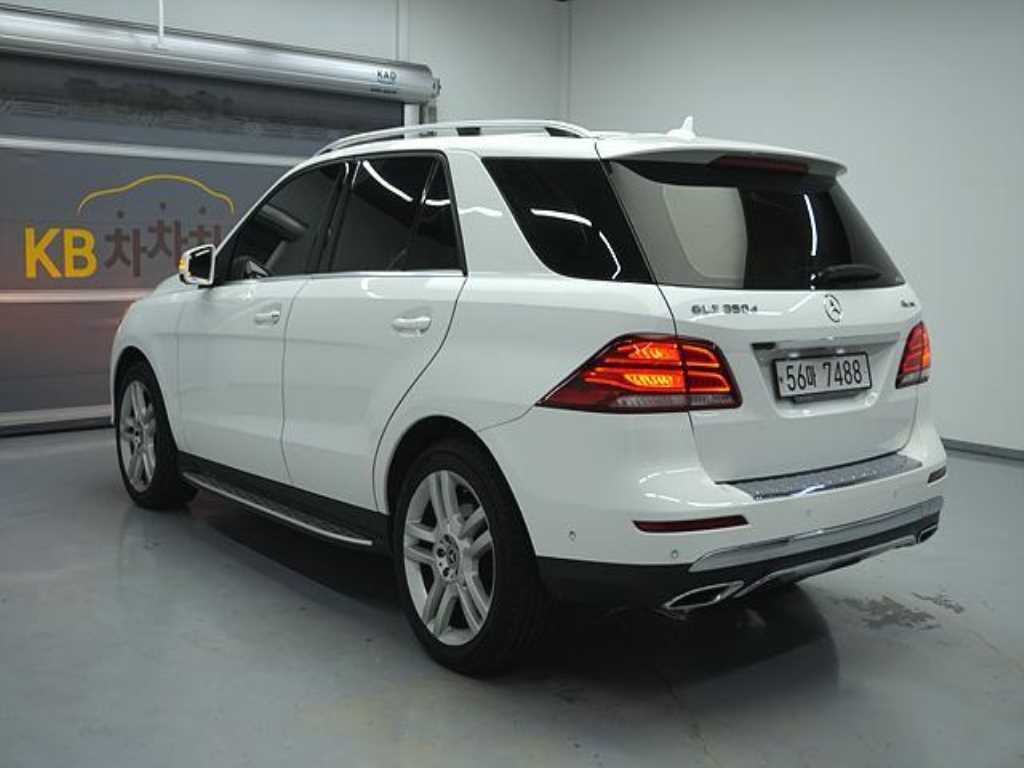벤츠 GLE 클래스 GLE 클래스 W166 GLE 350 d 4MATIC 이미지 5