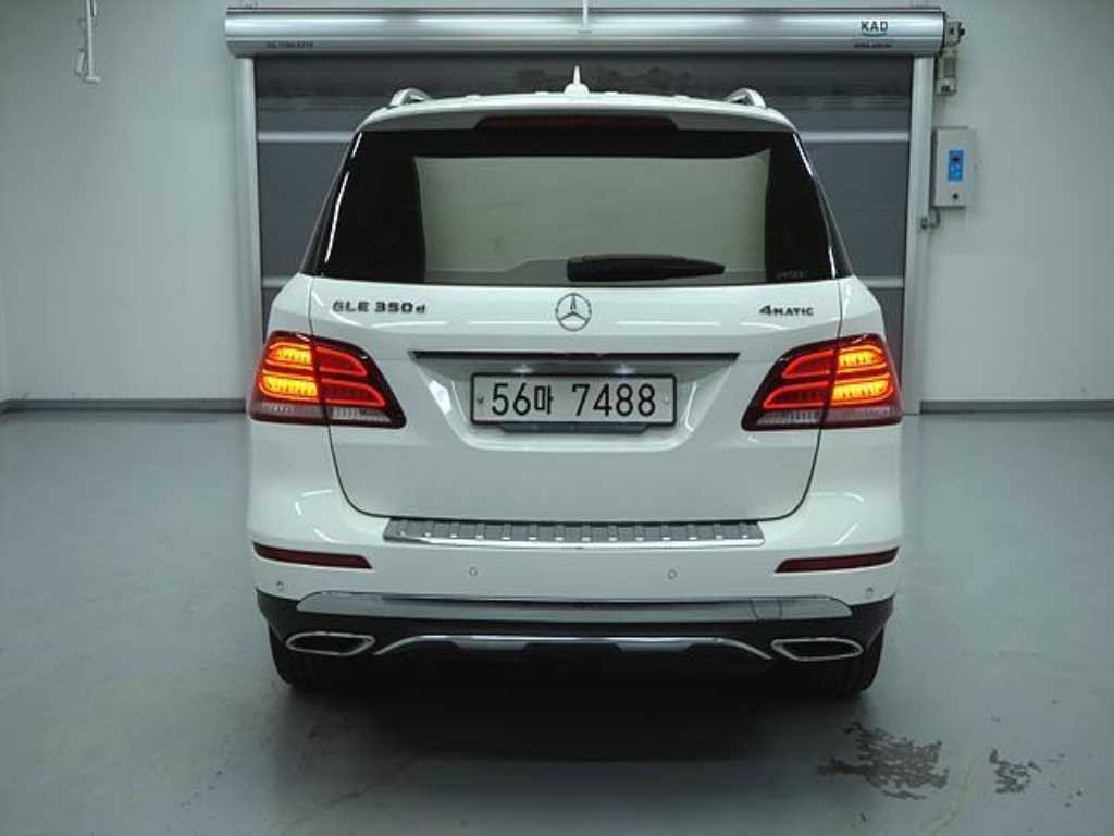 벤츠 GLE 클래스 GLE 클래스 W166 GLE 350 d 4MATIC 이미지 7