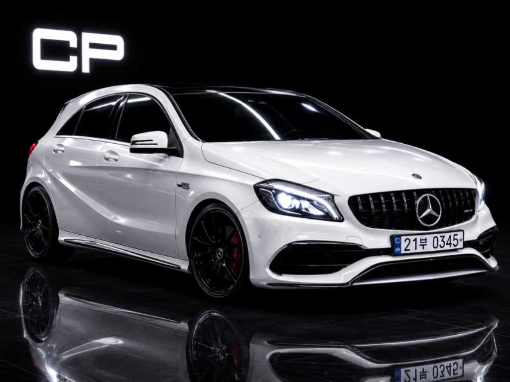 벤츠 A 클래스 A클래스 W176 A45 AMG 4MATIC 이미지 1