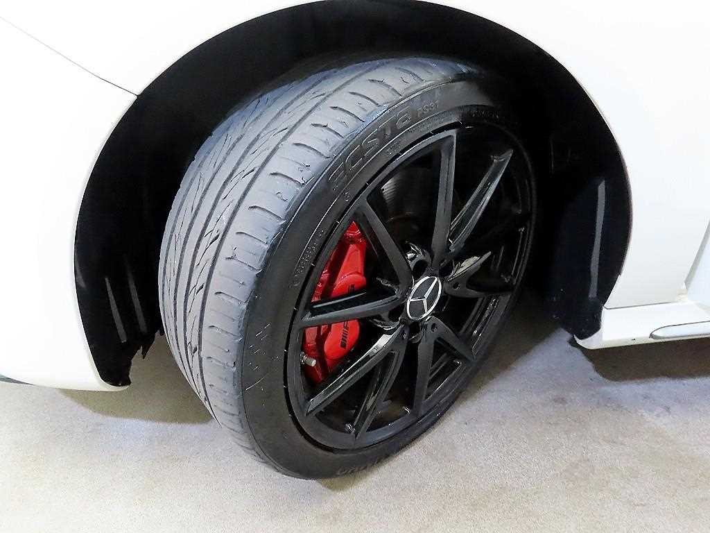 벤츠 A 클래스 A클래스 W176 A45 AMG 4MATIC 이미지 19