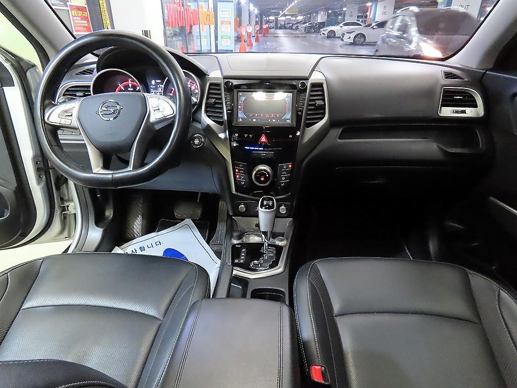 KG모빌리티(쌍용) 티볼리 디젤 4WD 1.6 VX 이미지 10