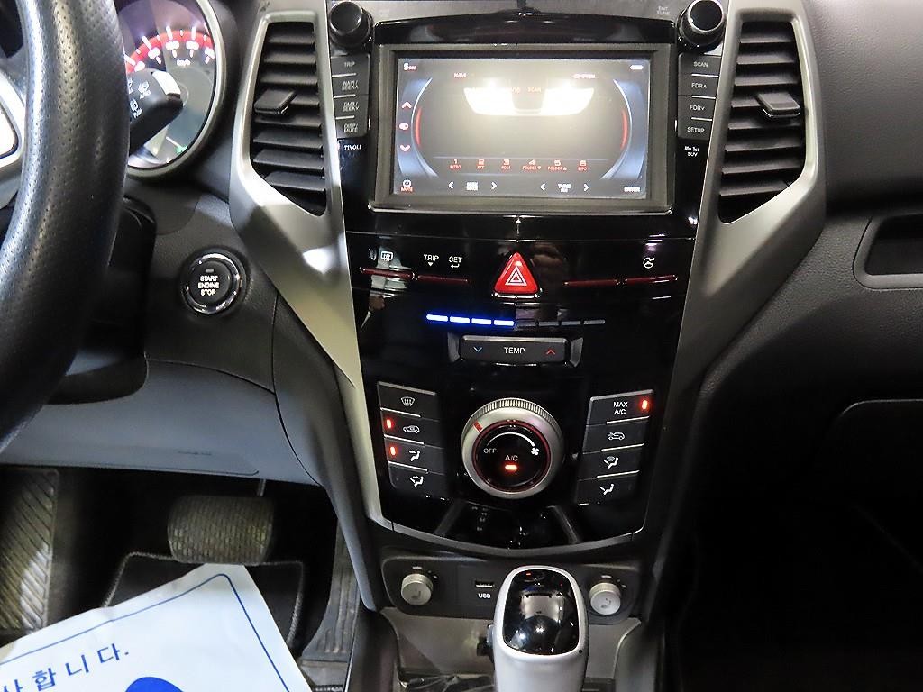 KG모빌리티(쌍용) 티볼리 디젤 4WD 1.6 VX 이미지 11