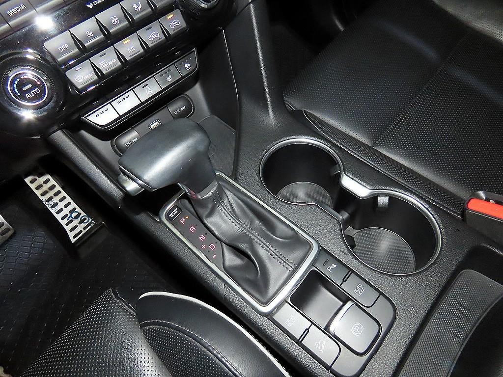 기아 스포티지 스포티지 더 볼드 2.0 디젤 2WD 인텔리전트 이미지 12