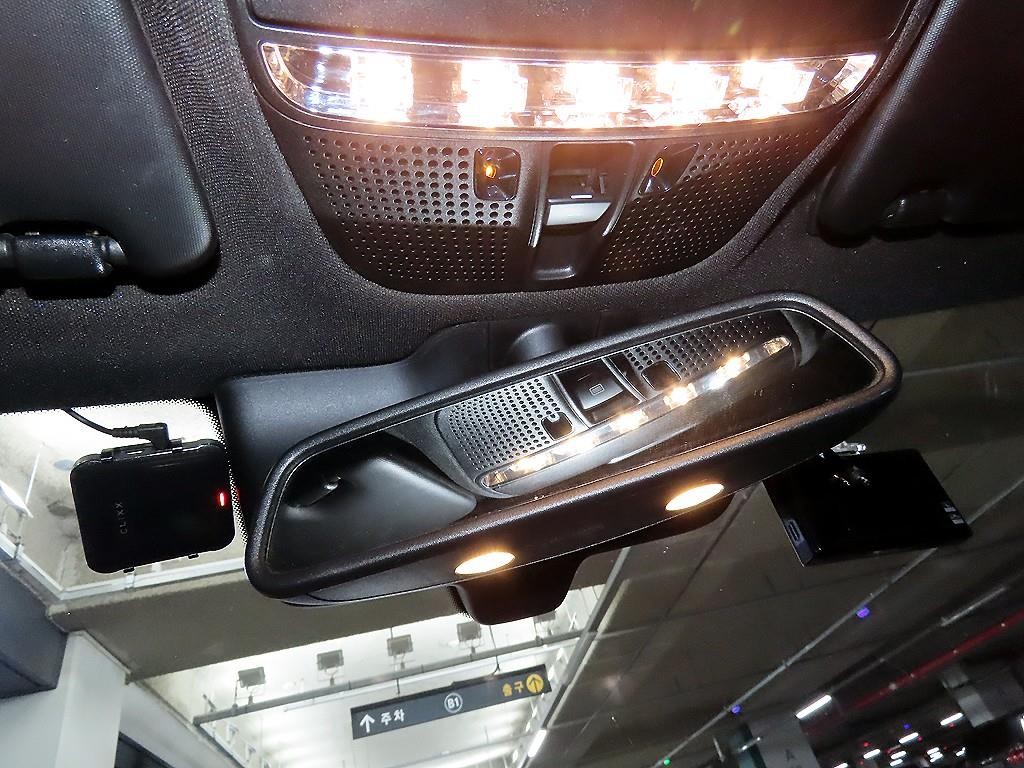 벤츠 C 클래스 C클래스 W205 C250 블루텍 4MATIC 이미지 16