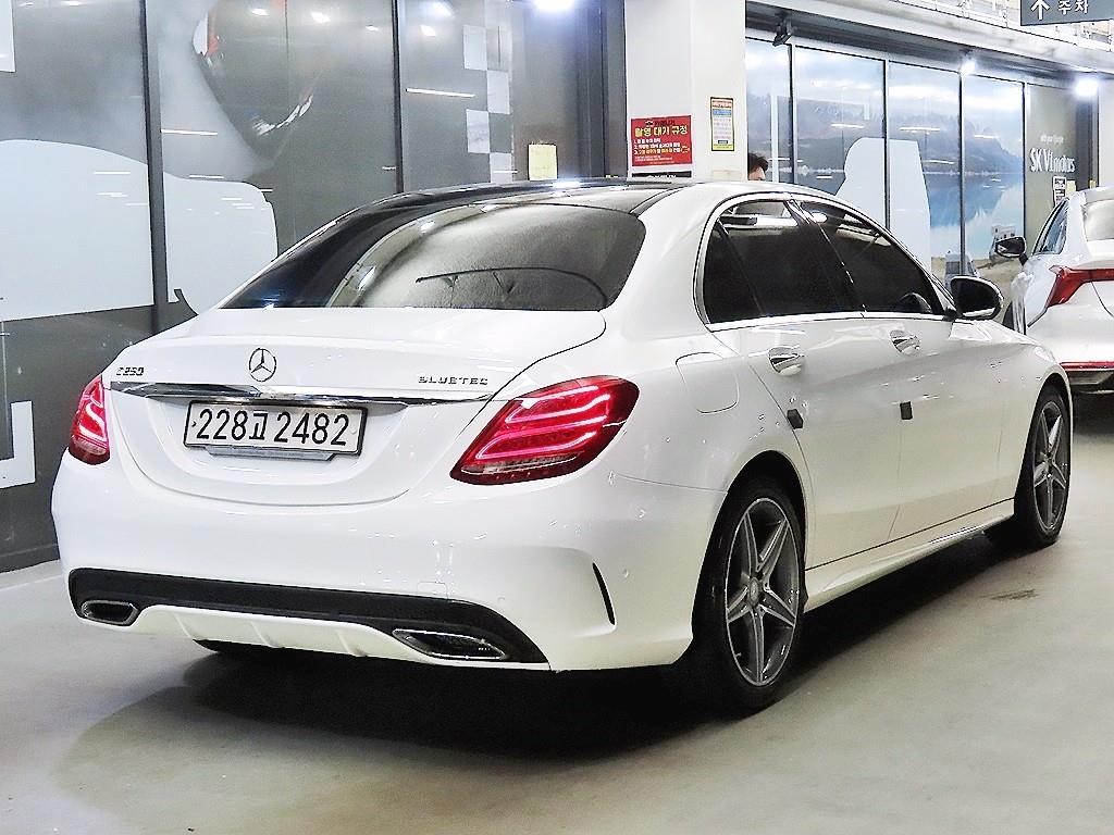 벤츠 C 클래스 C클래스 W205 C250 블루텍 4MATIC 이미지 4