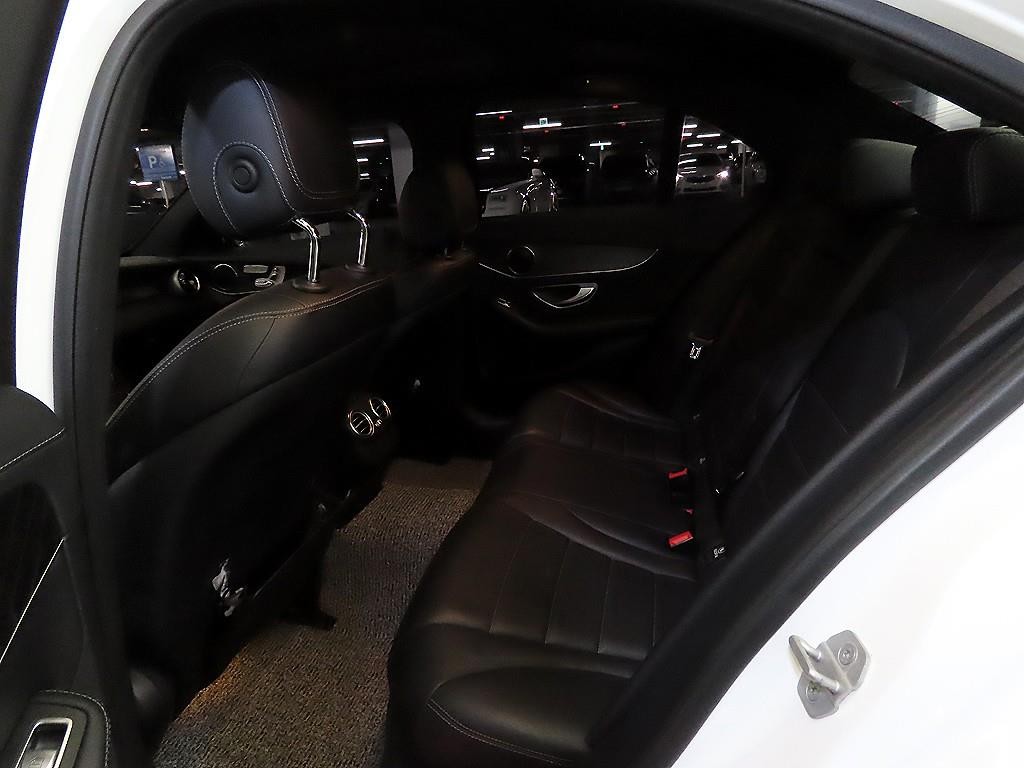 벤츠 C 클래스 C클래스 W205 C250 블루텍 4MATIC 이미지 7
