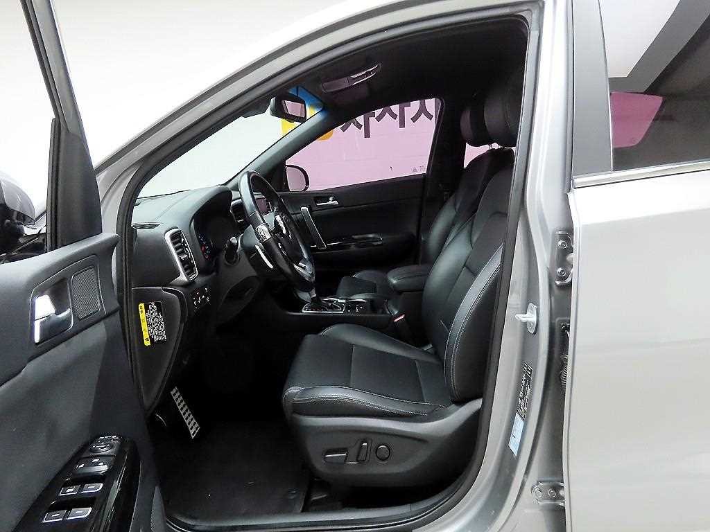 기아 스포티지 스포티지 더 볼드 2.0 디젤 2WD 인텔리전트 이미지 13