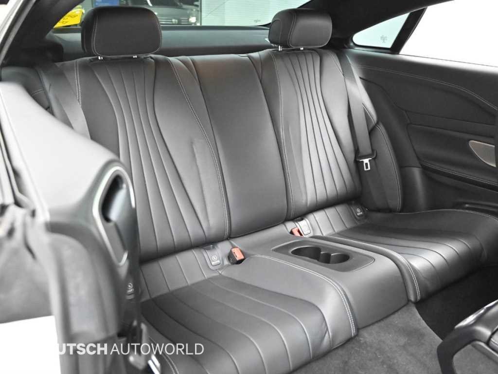 벤츠 E 클래스 E-클래스 W213 E300d 4MATIC 쿠페 이미지 12