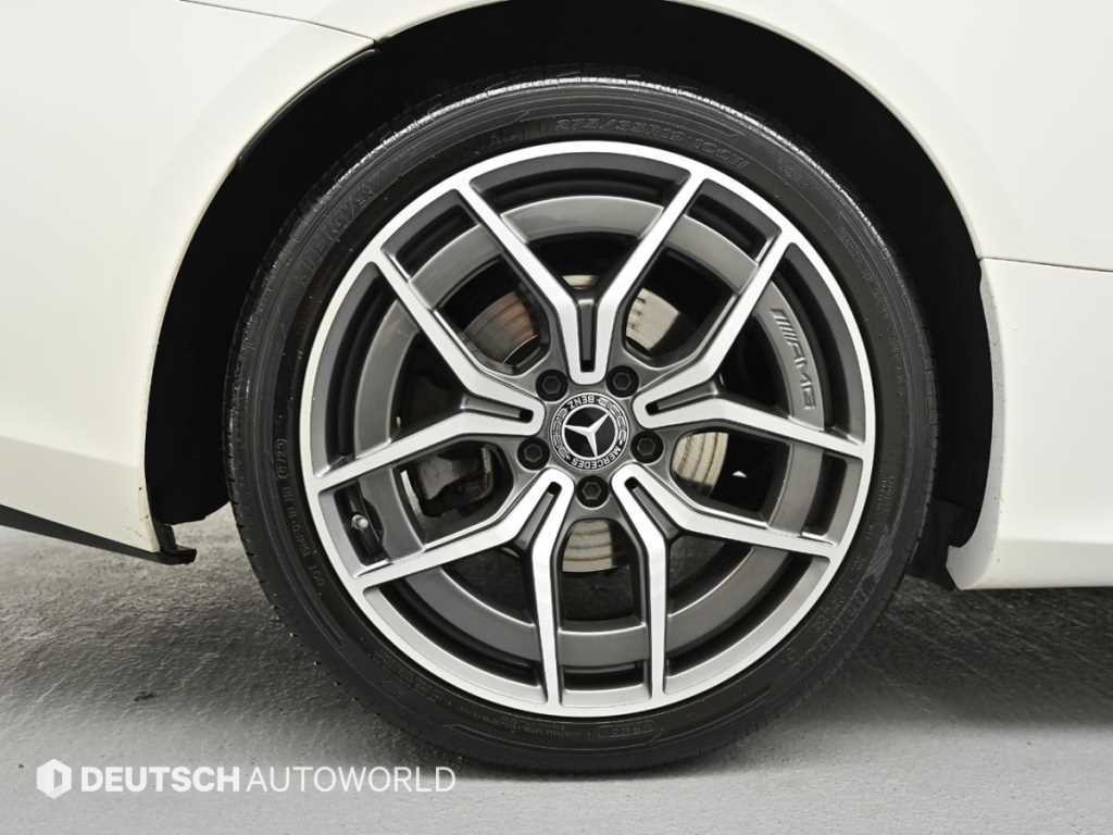 벤츠 E 클래스 E-클래스 W213 E300d 4MATIC 쿠페 이미지 5