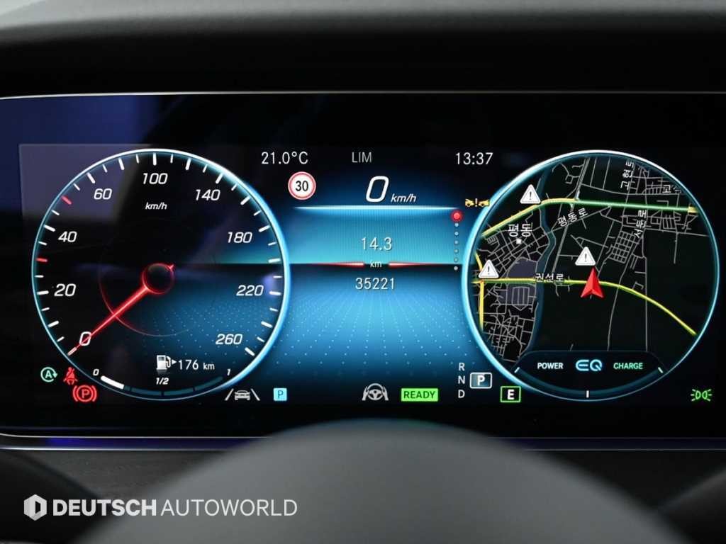 벤츠 E 클래스 E-클래스 W213 E300d 4MATIC 쿠페 이미지 8