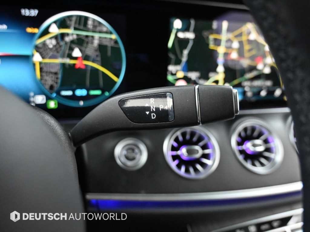 벤츠 E 클래스 E-클래스 W213 E300d 4MATIC 쿠페 이미지 9