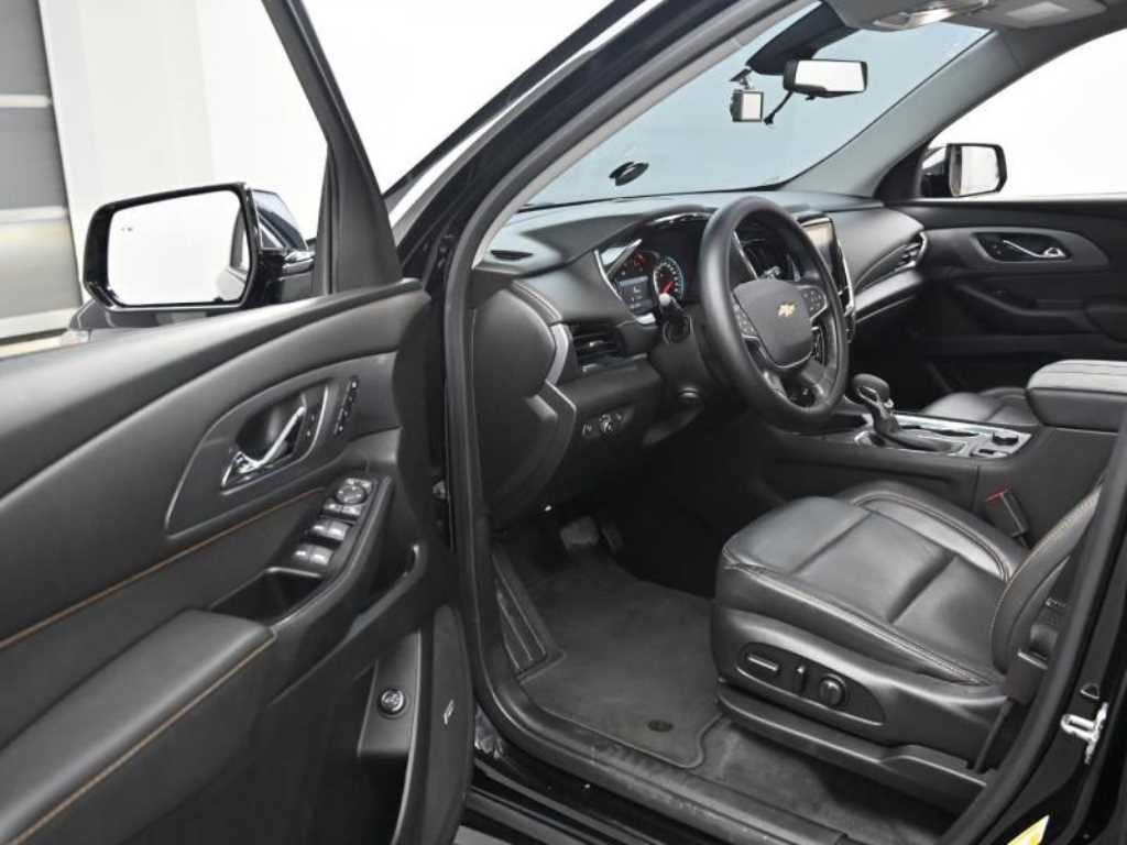 쉐보레 트래버스 3.6 AWD 레드라인 이미지 11