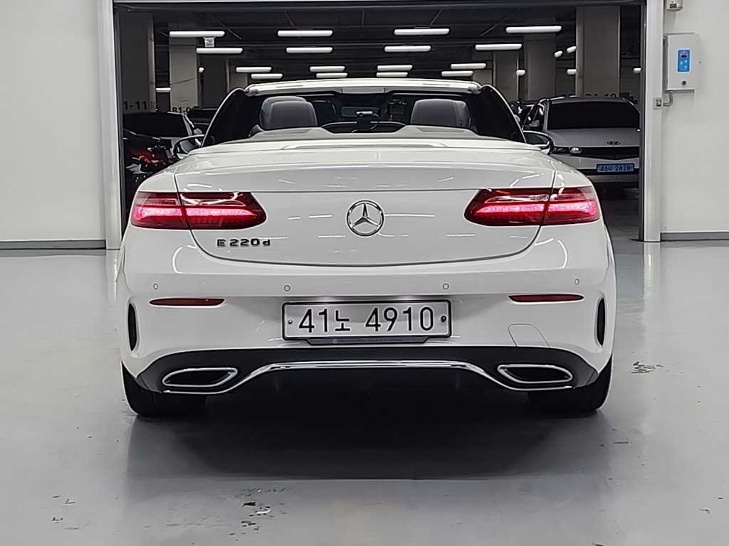 벤츠 E 클래스 E-클래스 W213 E220d 카브리올레 이미지 3