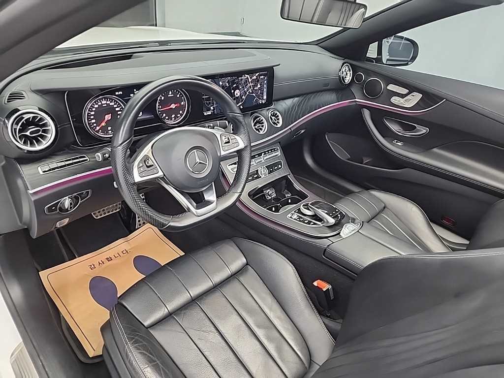 벤츠 E 클래스 E-클래스 W213 E220d 카브리올레 이미지 7